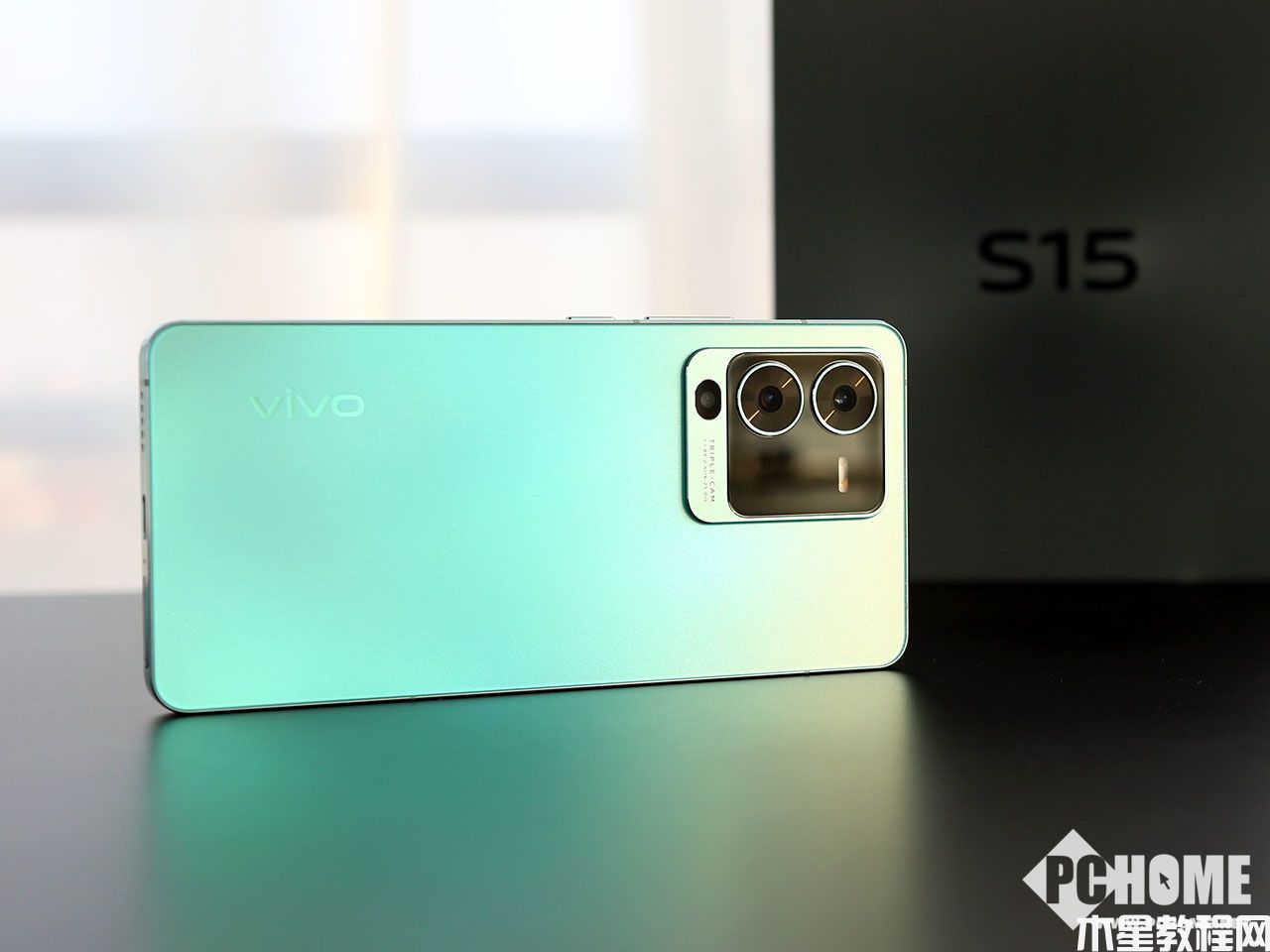 vivo S15上手簡(jiǎn)評(píng) 深挖芯片潛力精致養(yǎng)眼設(shè)計(jì)(圖1)